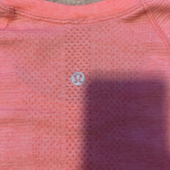 lululemon size 4 swiftly tech - Picture 3 of 3